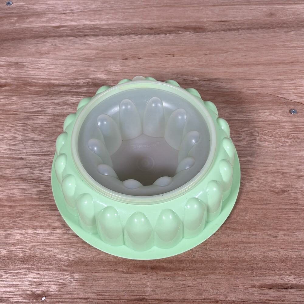 Tupperware‎ Mint Green Jello Mold Ring Vintage Jel N Serve Food Storage NO LID